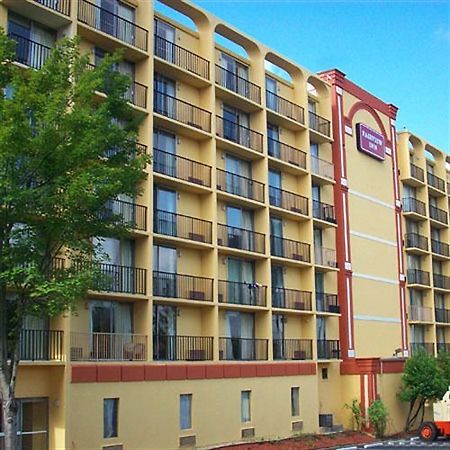 Knights Inn Six Flags Lodge West Ngoại thất bức ảnh